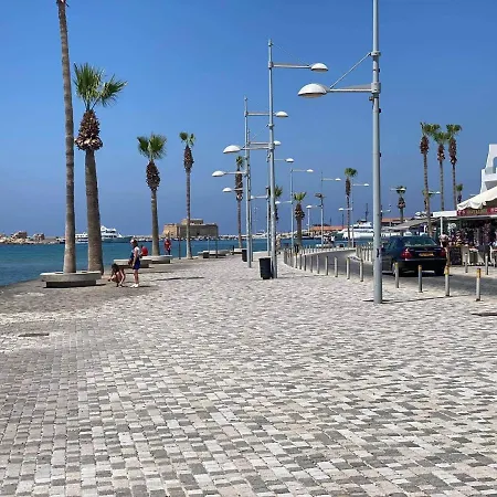 Beachside In Kato Lighthouse 81 شقة