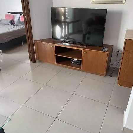 아파트 Beachside In Kato Lighthouse 81 *