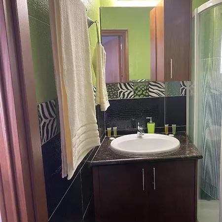 Beachside In Kato Lighthouse 81 Paphos