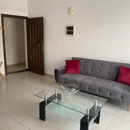 Beachside In Kato Lighthouse 81 Apartmán *