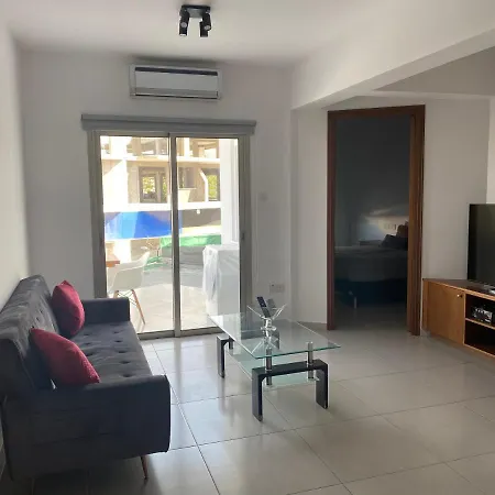 Beachside In Kato Lighthouse 81 *