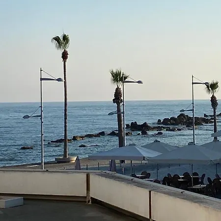 Διαμέρισμα Beachside In Kato Lighthouse 81 Πάφος